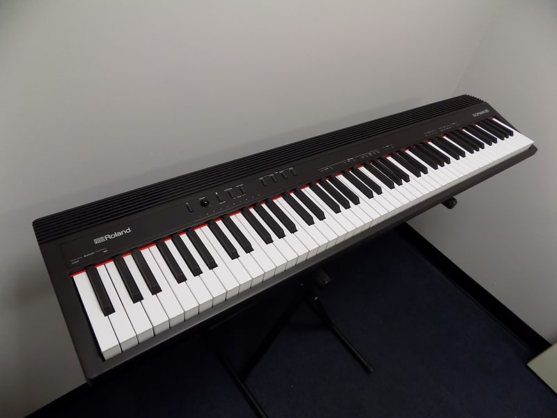 Roland Go-88P GO:PIANO88 لوحة مفاتيح/بيانو رقمي لإنتاج الموسيقى مكونة من 88 مفتاحًا