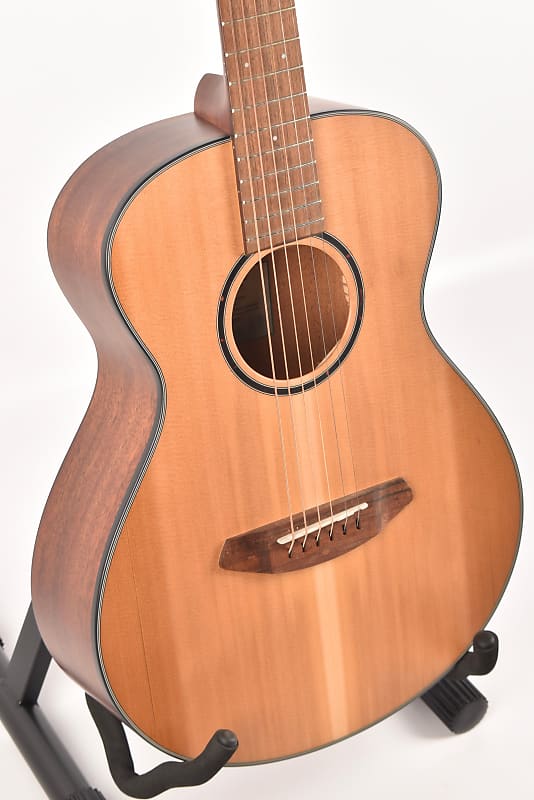 Breedlove Discovery S Companion, red cedar Discovery S Companion