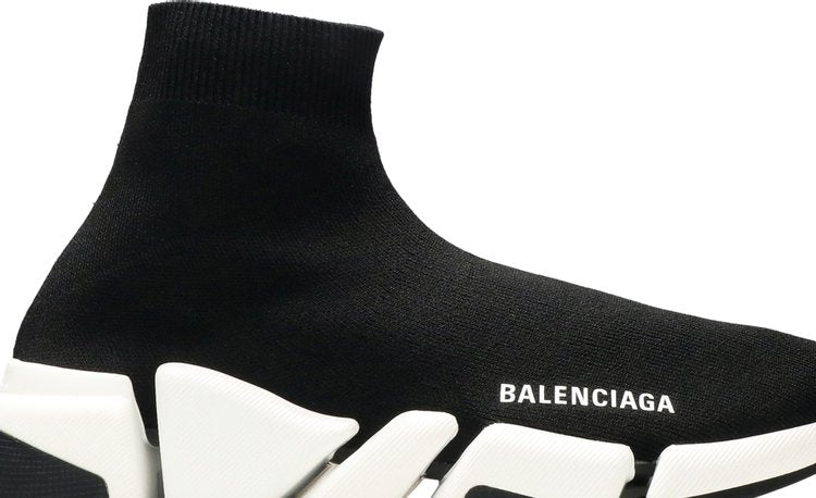 حذاء رياضي Balenciaga Speed ​​2 Trainer Knit أسود وأبيض للنساء