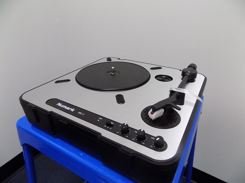 Numark PT01 USB Portable Vinyl Player for Archiving