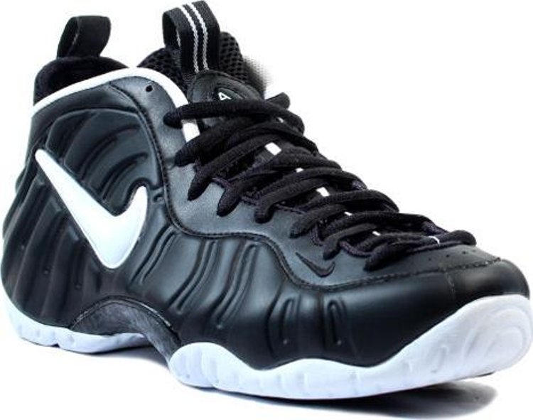 حذاء Nike Air Foamposite Pro 'Dr. Doom' باللون الأسود