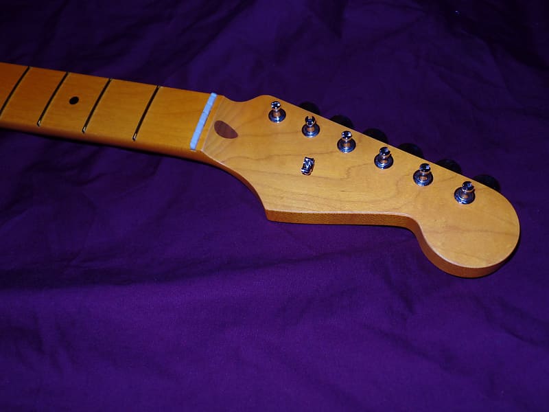 THIN 21 Jumbo Fret Closet Classic 9 . 5 C Stratocaster Allparts Fender Licensed Vintage Maple Stratocaster Neck