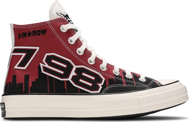 حذاء رياضي Converse Chinatown Market x Chuck 70 High Bulls Championship Jacket باللون الأحمر