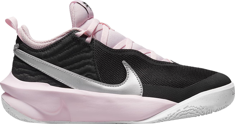 حذاء رياضي Nike Team Hustle D10 GS 'Black Pink Foam' باللون الأسود