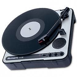 Numark PT-01USB Portable Vinyl-Archiving Turntable