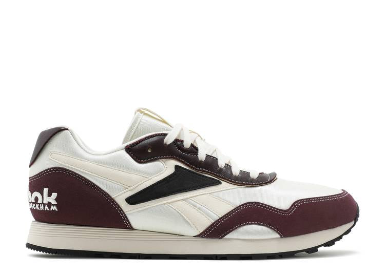 حذاء رياضي Reebok VICTORIA BECKHAM X RAPIDE 'CLASSIC WHITE MAROON' باللون الأبيض