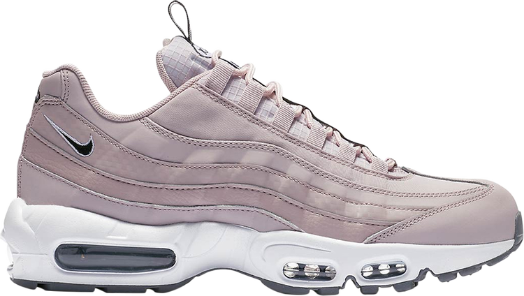 حذاء Nike Air Max 95 SE 'Particle Rose' باللون الوردي