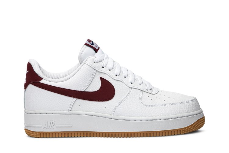 Nike Air Force 1 Low 'Team Red Gum' in red