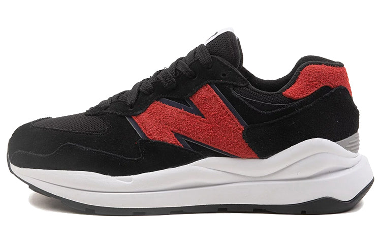 New Balance NB 5740 Lifestyle Unisex Sneakers, Black/Red