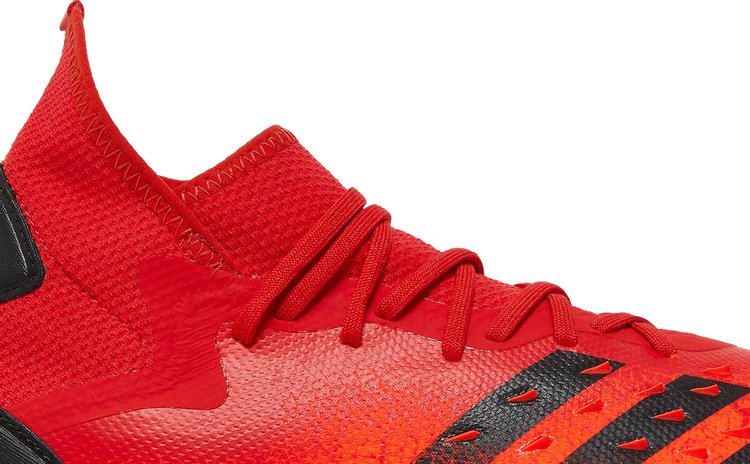 حذاء Adidas Predator Freak.2 FG 'Demonskin - Solar Red' باللون الأحمر