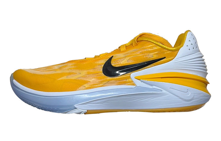 حذاء كرة السلة Nike Air Zoom GT Cut 2 للرجال، باللون الأصفر