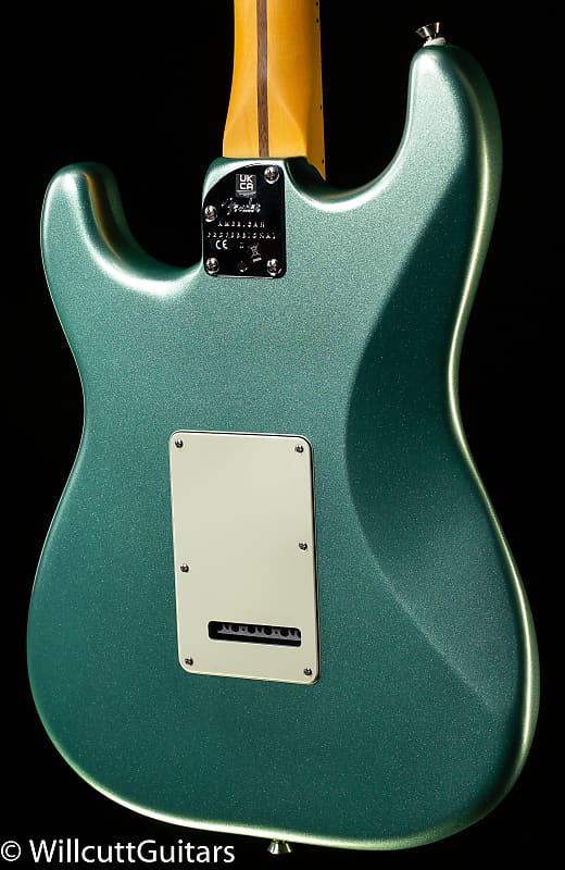 جيتار Fender American Professional II Stratocaster HSS Maple Fingerboard Mystic Surf Green (621)