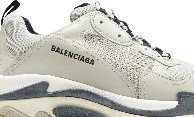 حذاء Balenciaga Triple S الرياضي فانيليا، أسمر ضارب للصفرة