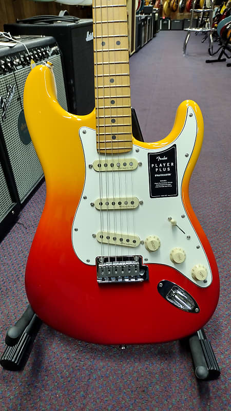 Fender Player Plus Stratocaster Player Plus Stratocaster