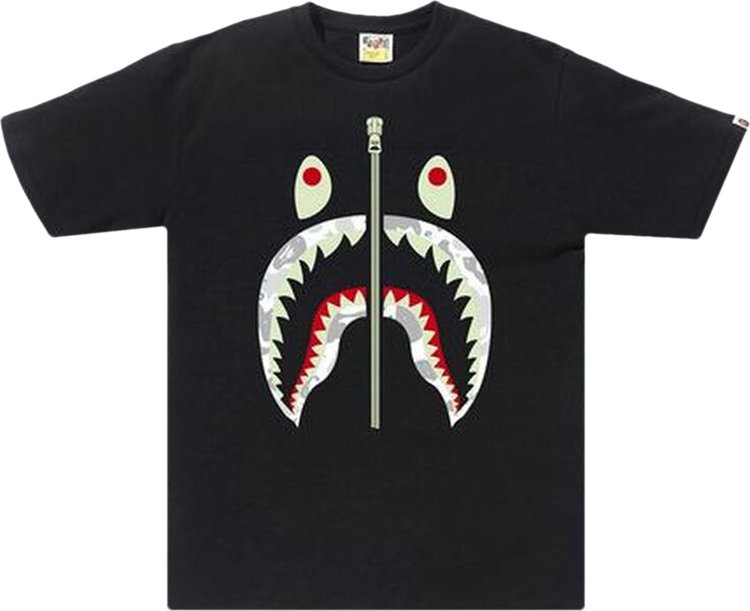 تي شيرت BAPE Space Camo Shark باللون الأسود، أسود