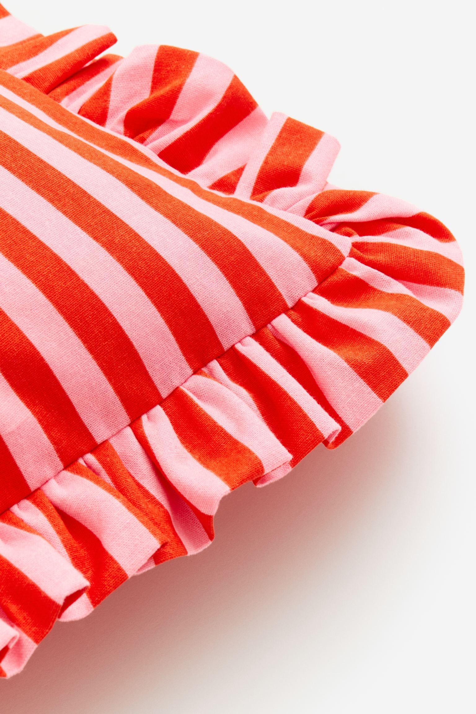 Decorative pillowcase H&M Home Ruffle-trimmed, orange