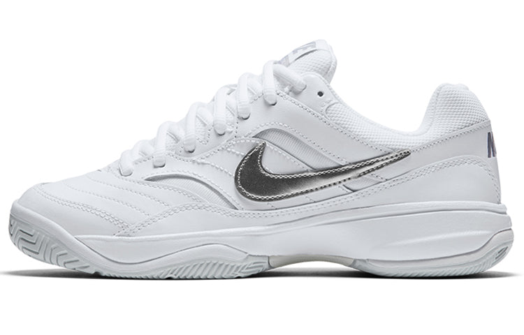 حذاء التنس Nike Court Lite للسيدات