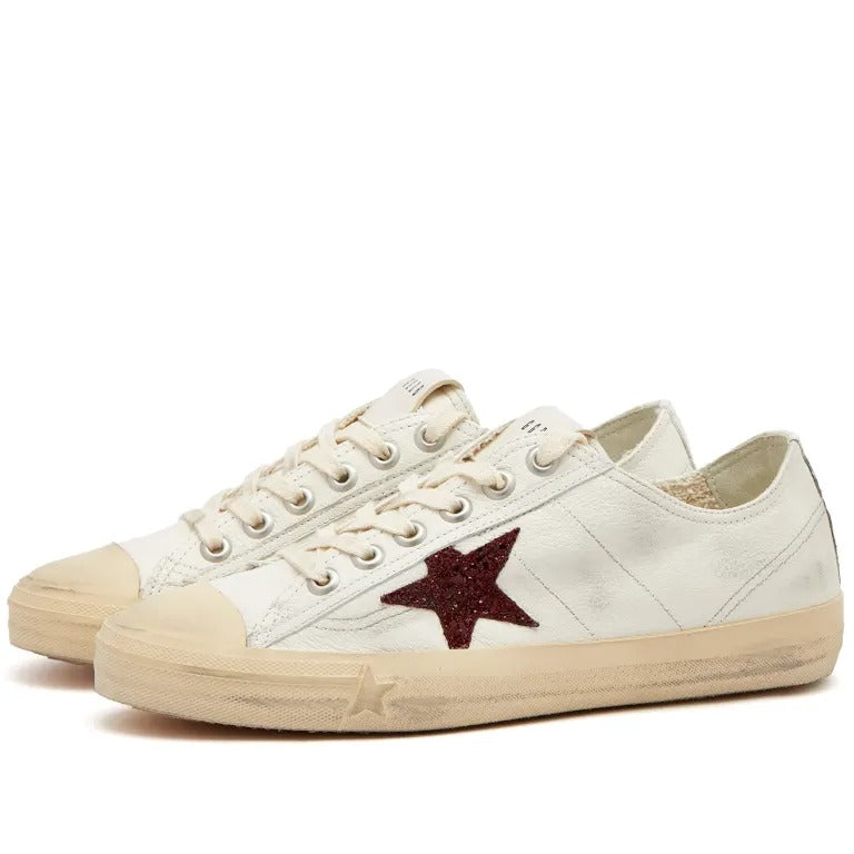 حذاء رياضي Golden Goose V-star باللونين الأبيض والأحمر