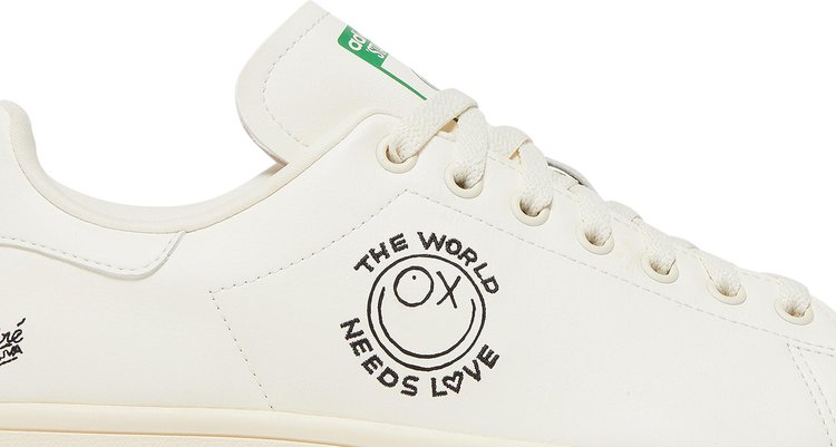 Adidas Andr sneakers? Saraiva x Stan Smith 'The World Needs Love', cream