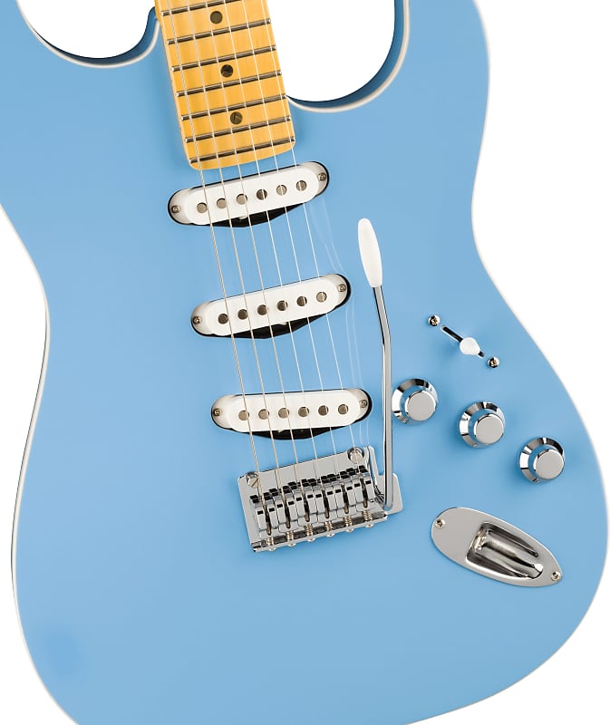 Fender Aerodyne Special Stratocaster electric guitar, maple neck California blue with Deluxe Gig Bag