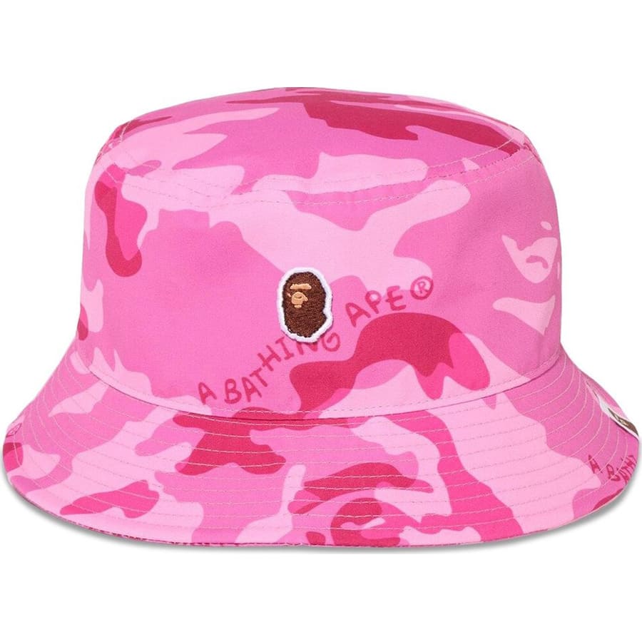 قبعة بنما Bape Woodland Camo باللون الوردي