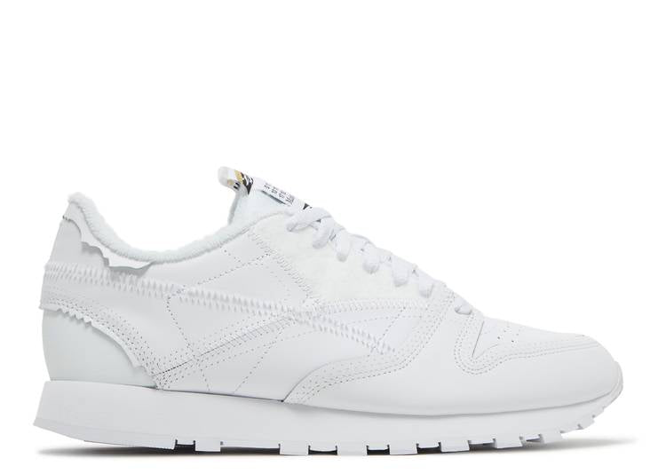 حذاء رياضي Reebok MAISON MARGIELA X CLASSIC LEATHER 'MEMORY OF - WHITE' باللون الأبيض