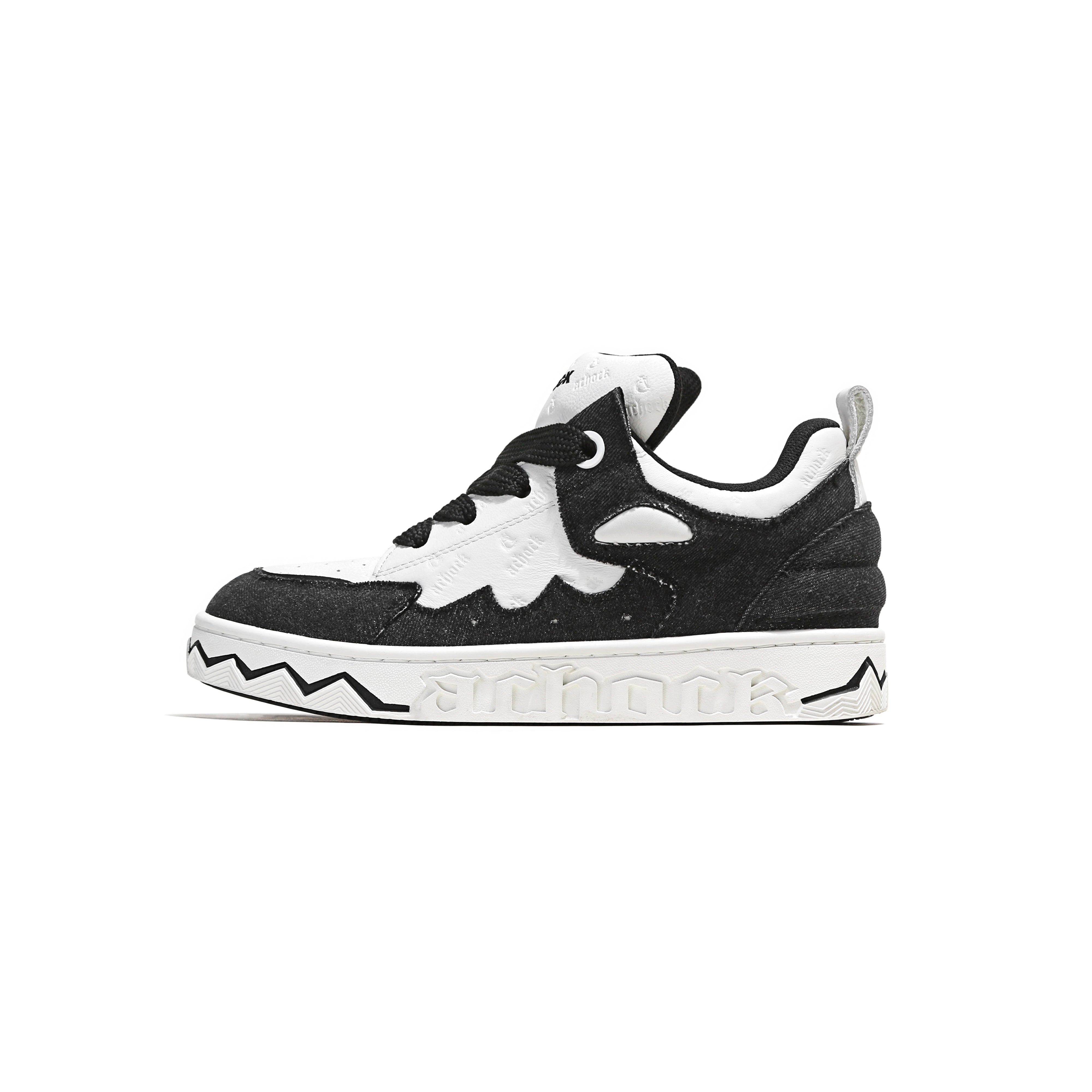 A Chock Unisex Skateboarding Shoes Black and White