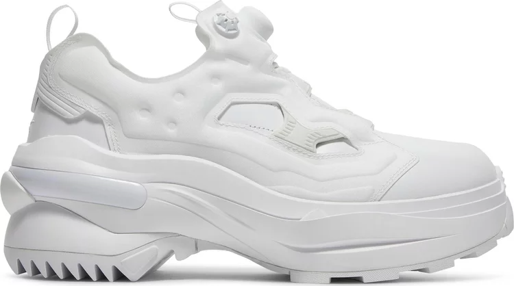 حذاء رياضي Maison margiela x tabi instapump fury oxford 'white bowl' من Reebok باللون الأبيض