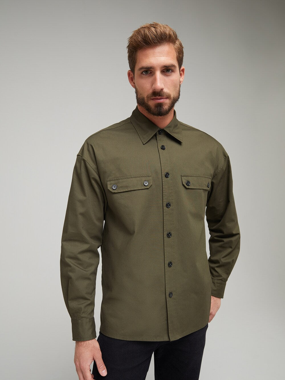 ABOUT YOU x Kevin Trapp Jeremias Regular Fit Button Down Shirt, Khaki