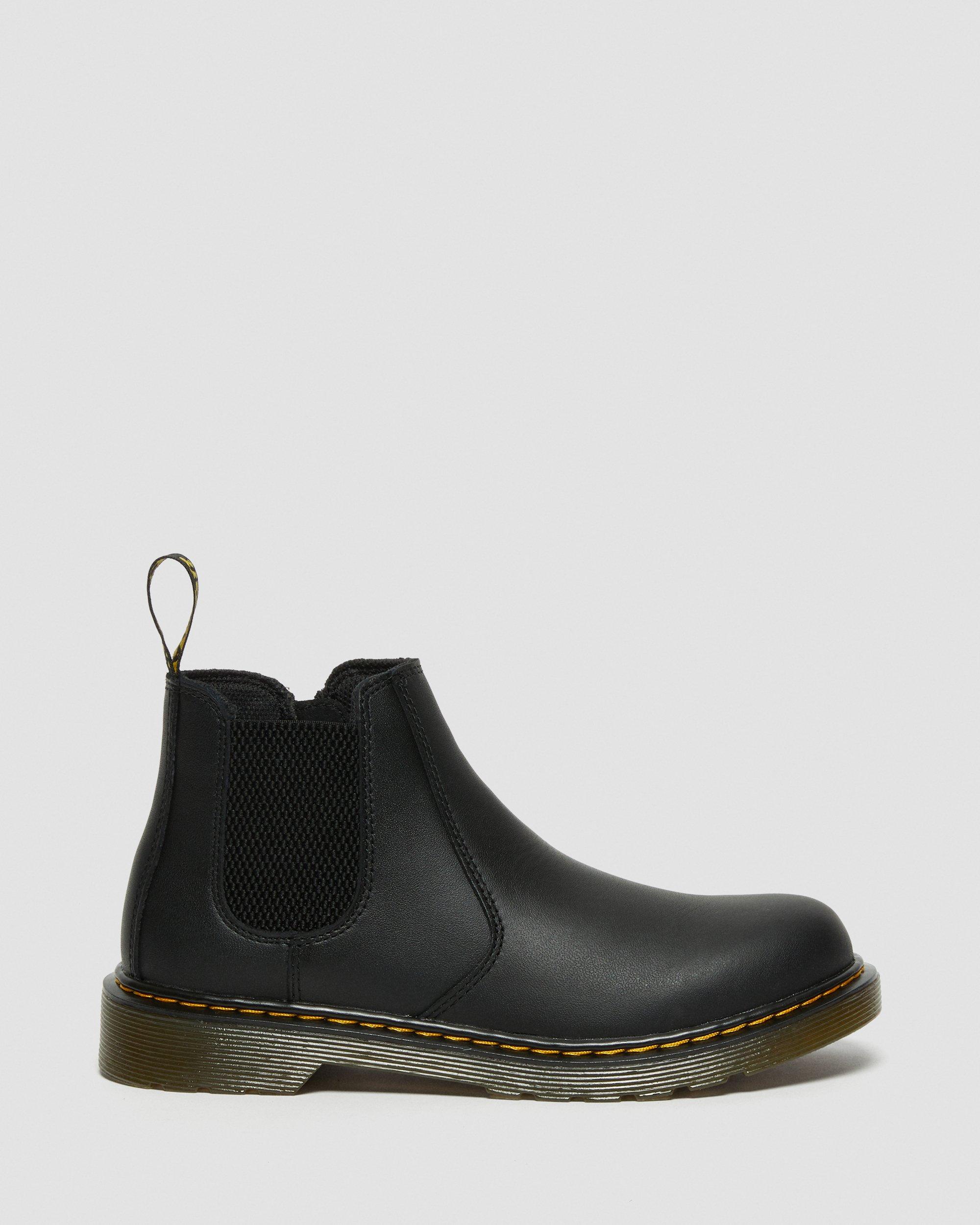 حذاء تشيلسي الجلدي للشباب 2976 Softy T Dr. Martens