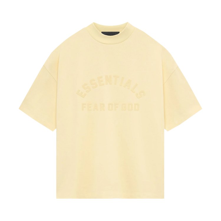 تي شيرت Fear Of God Essentials من قماش الجيرسي الثقيل بأكمام قصيرة وطبعة "Garden Yellow"