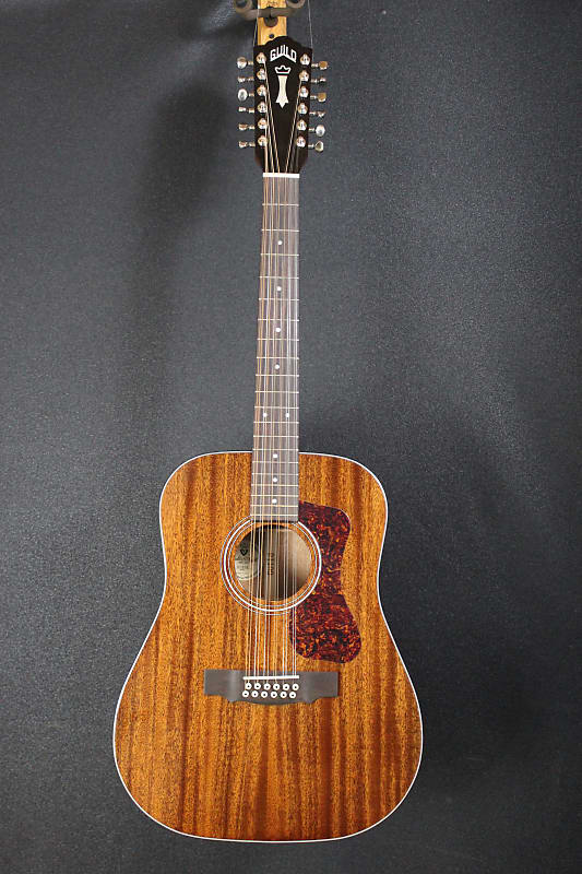 Acoustic guitar Guild D-1212 2022