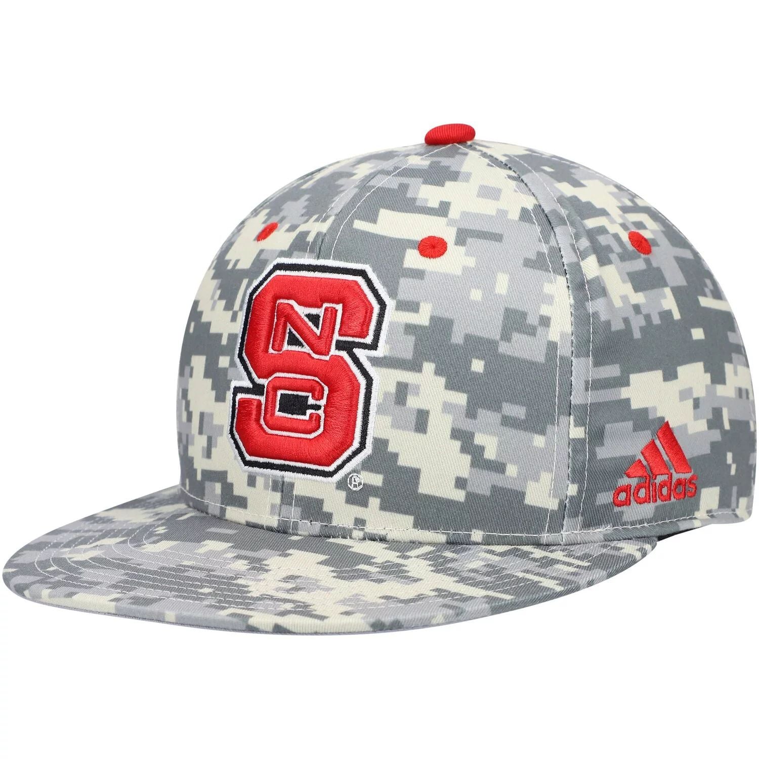 قبعة بيسبول adidas Camo NC State Wolfpack للرجال باللون الرمادي