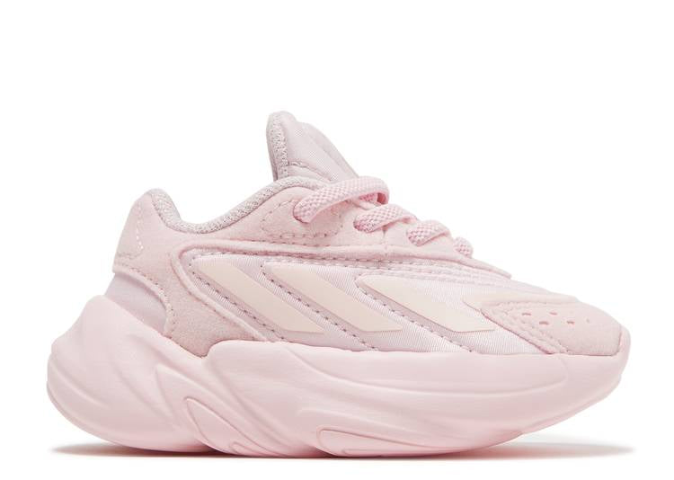 حذاء رياضي Adidas OZELIA I 'CLEAR PINK' باللون الوردي