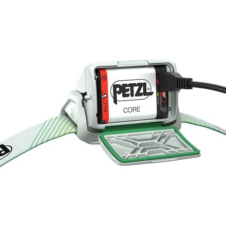 Headlamp Actik Core Petzl, green