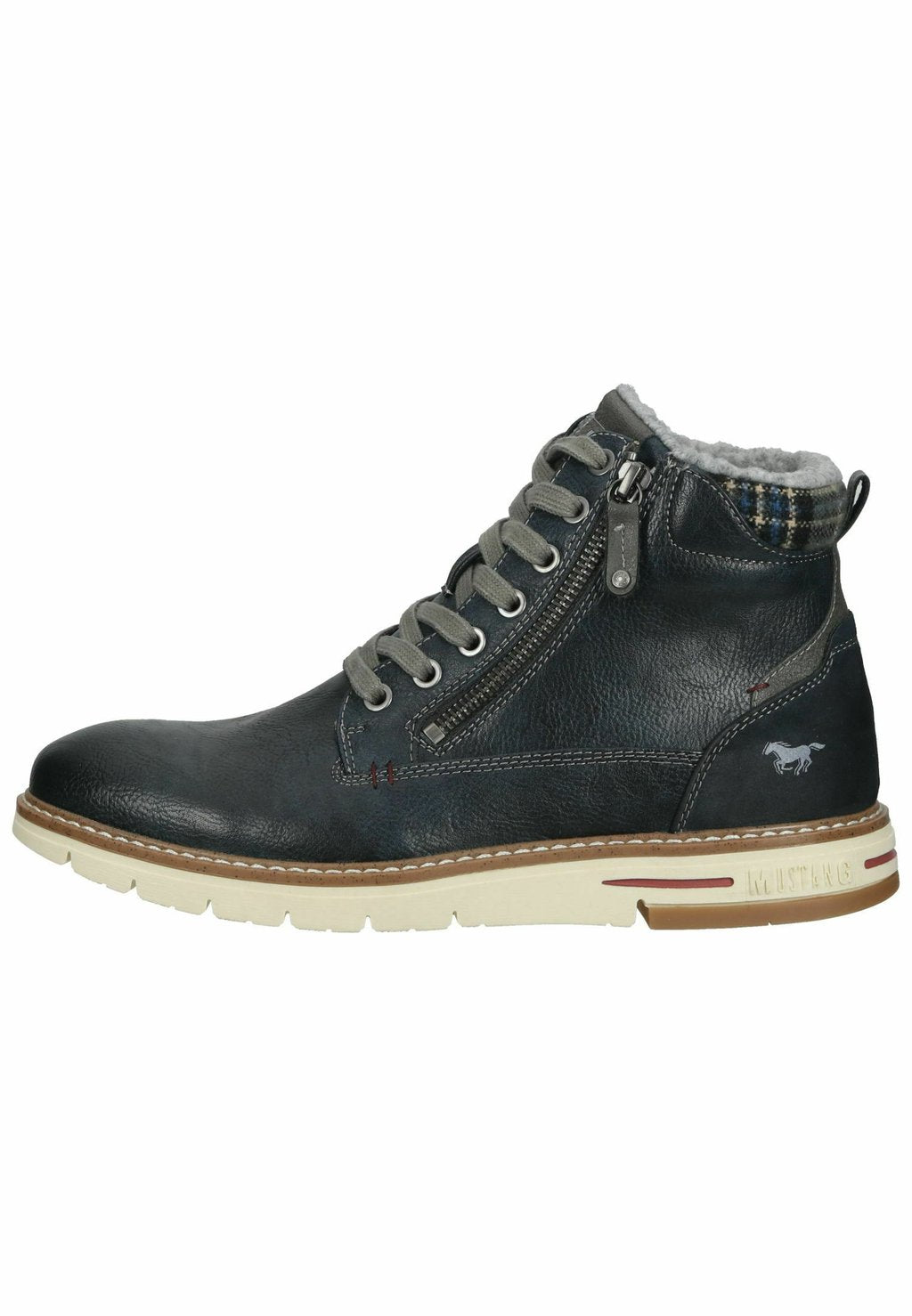 Mustang winter boots, dark blue