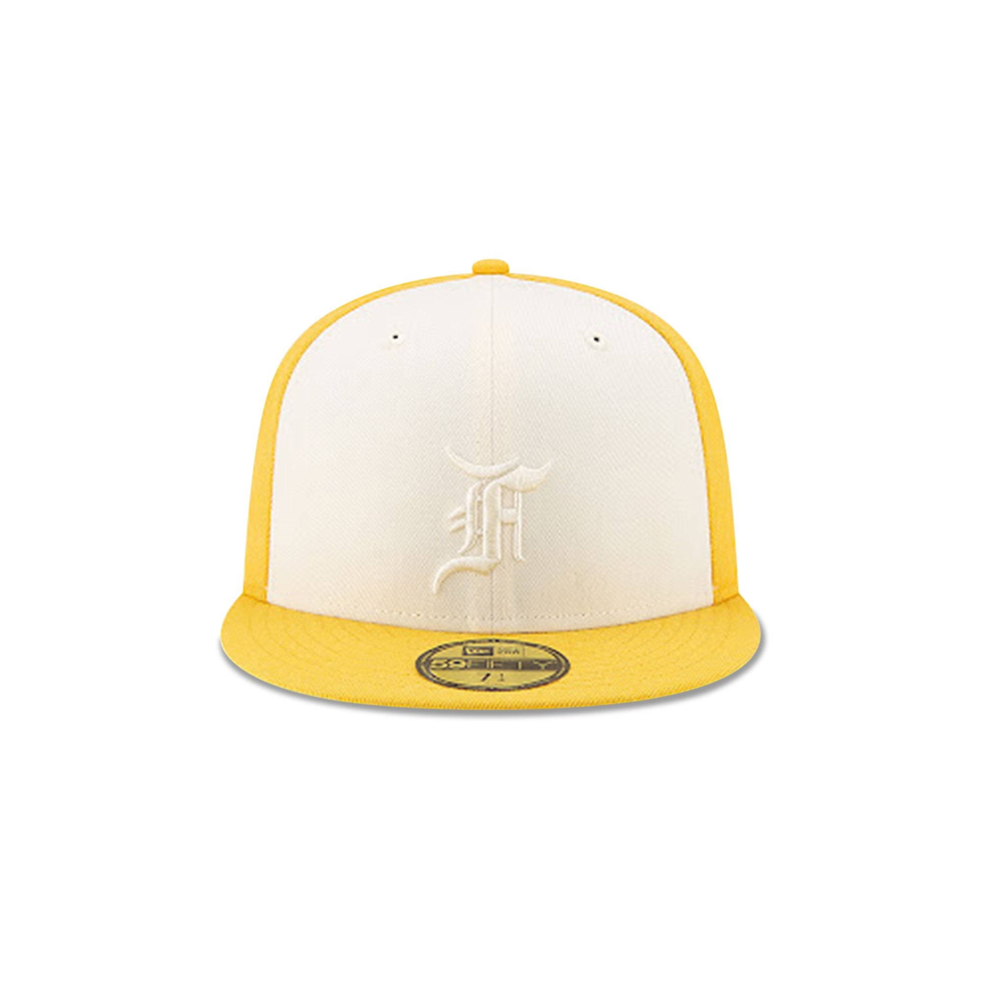 قبعات Fear of God Essentials x New Era 59Fifty باللون الذهبي/الأبيض