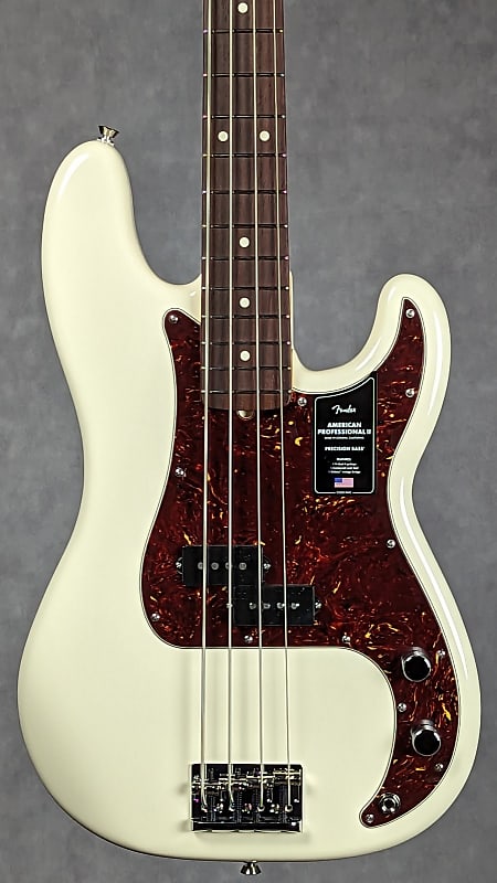 جيتار باس Fender American Professional II Precision Bass، لوحة أصابع من خشب الورد