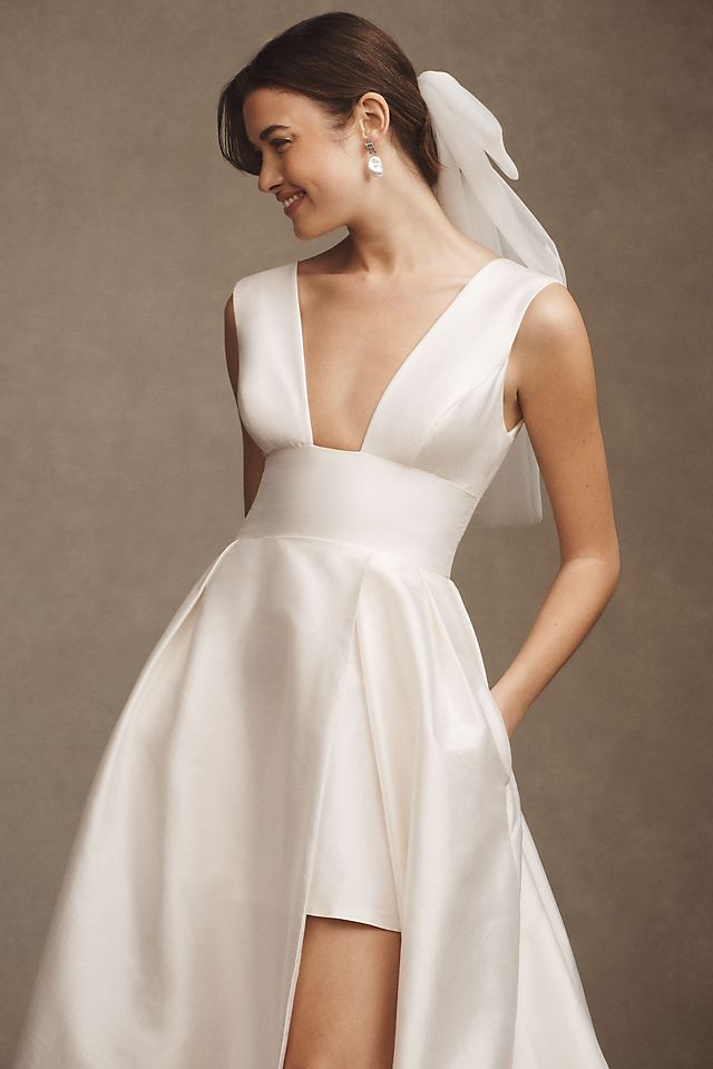 Wtoo by Watters Sami wedding dress with plunging neckline, ivory