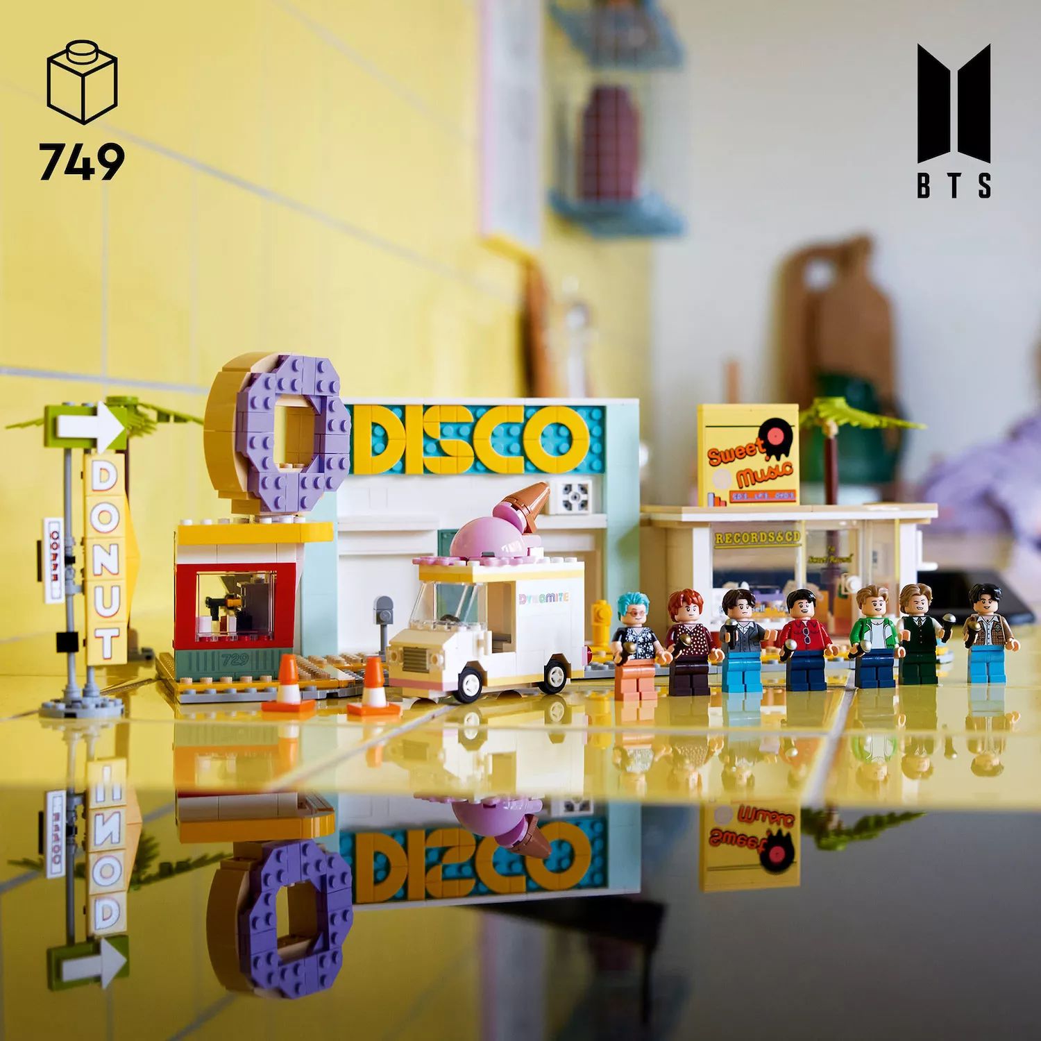 مجموعة أفكار ليجو BTS Dynamite 21339 (749 قطعة) ليجو