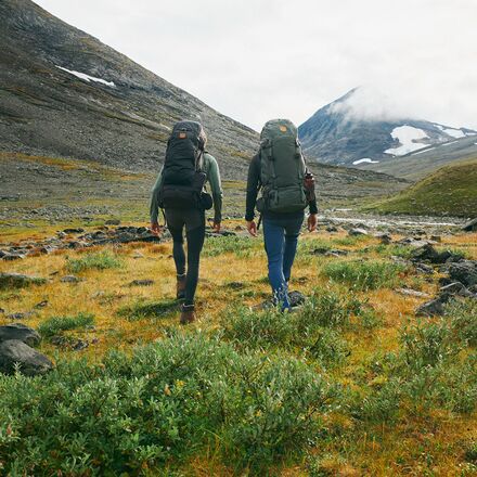 بنطال Abisko Pro Fjallraven النسائي للمشي لمسافات طويلة، أسود/رمادي حديدي