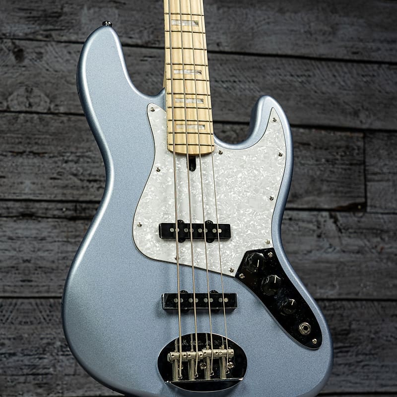 Bass guitar Lakland Skyline 44-60 Custom Vintage J - Ice Blue Metallic