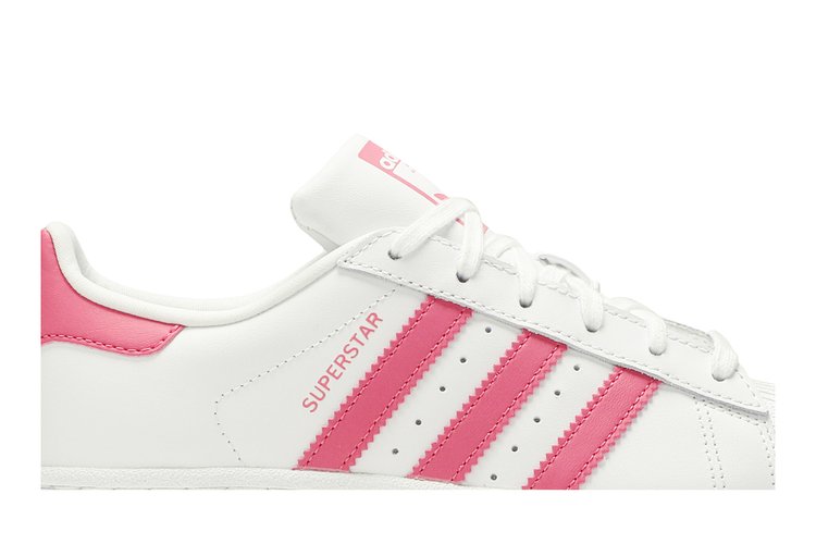 حذاء رياضي Adidas Superstar J 'White Real Pink' باللون الأبيض