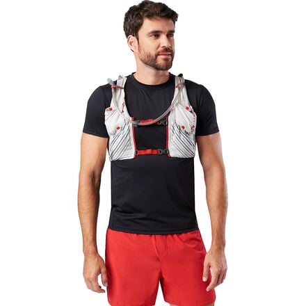 Pinnacle 12L Nathan Hydration Vest in Vapor Grey/Ribbon Red