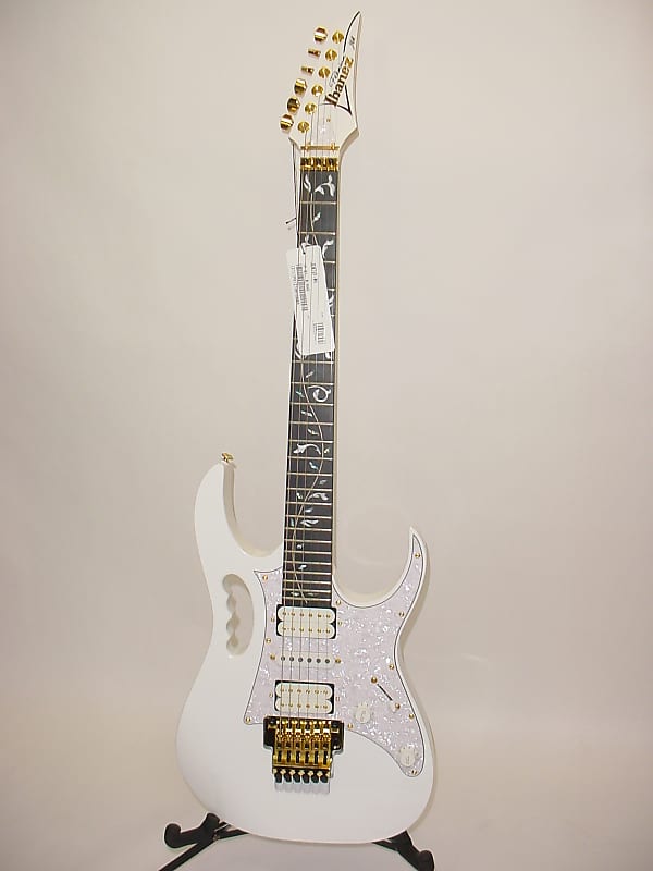 جيتار كهربائي Ibanez Steve Vai Signature Premium JEM7VP - جيتار كهربائي - أبيض مع حقيبة حمل