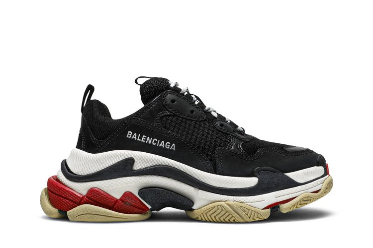 حذاء رياضي Balenciaga Wmns Triple S باللون الأسود والأحمر، باللون الأسود