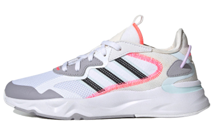 حذاء رياضي Adidas Neo Futureflow للنساء