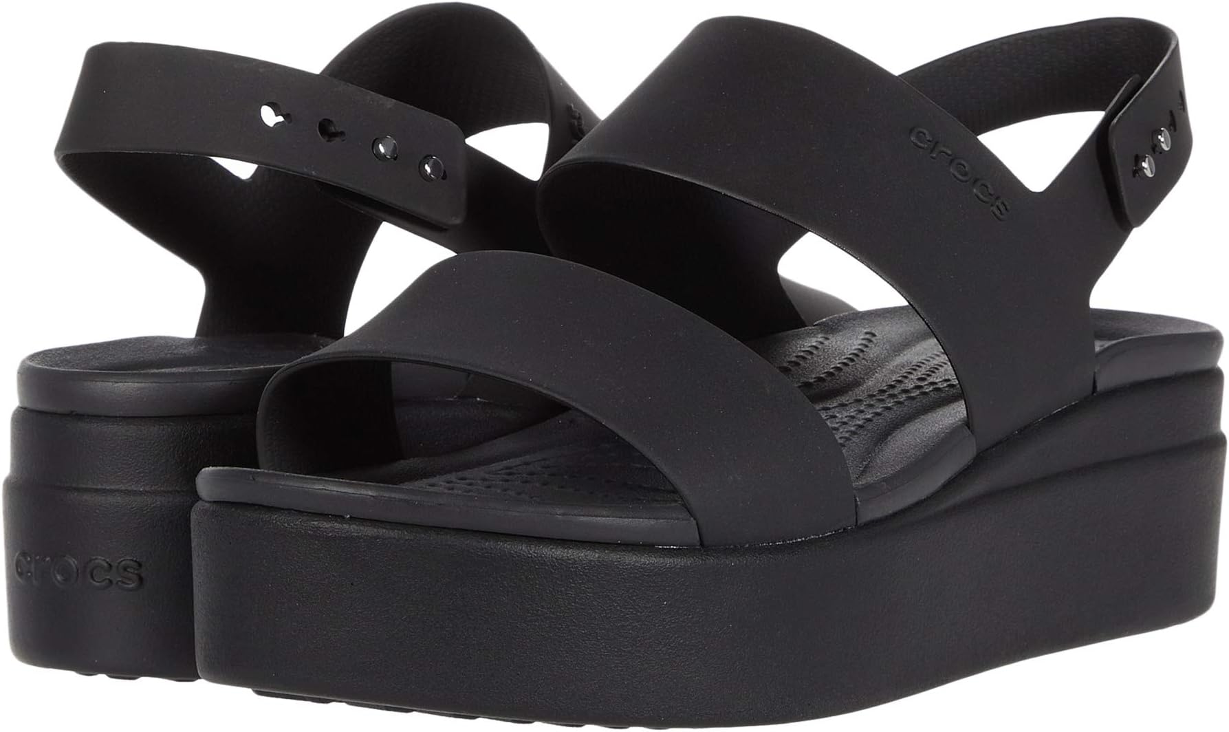 Brooklyn Low Wedge Crocs Flat Sandals in Black/Black