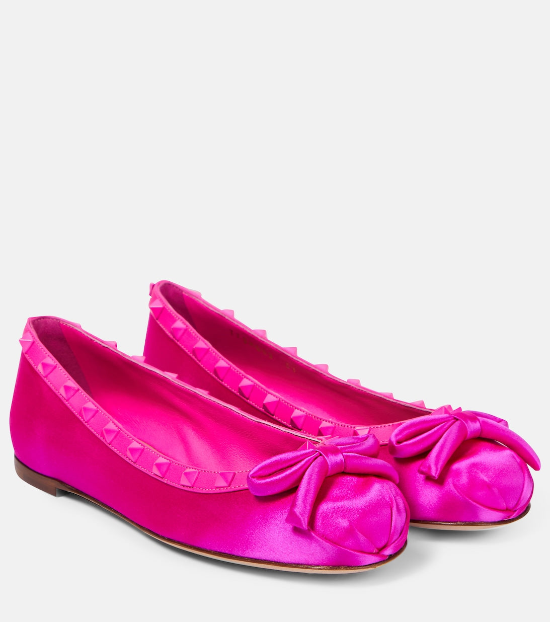 Rockstud Valentino Garavani satin ballet flats, pink