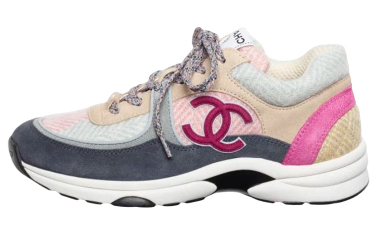 Women's shoes Chanel Lifestyle